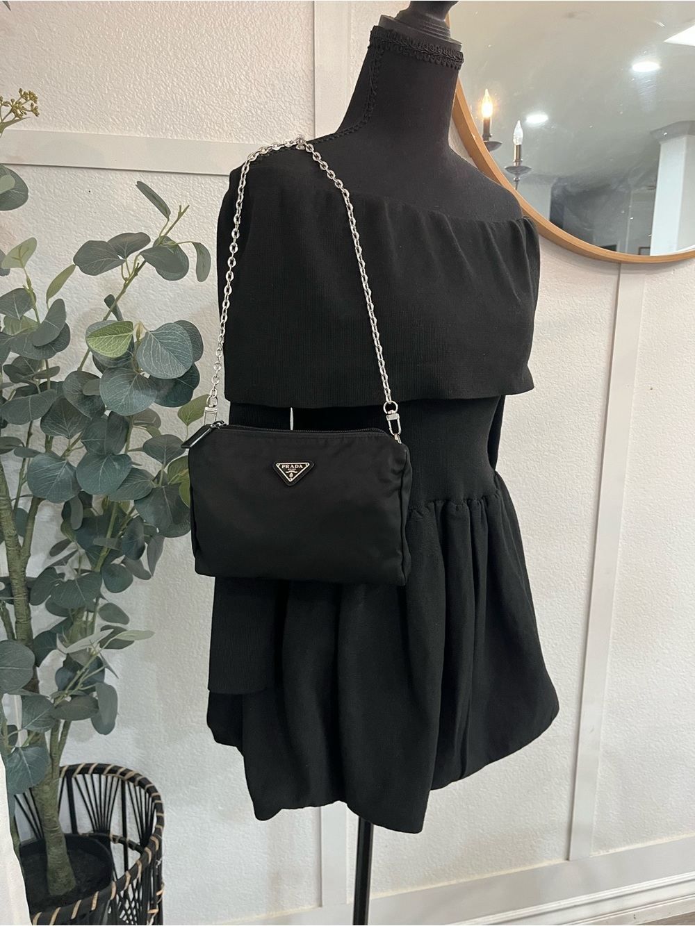 Prada bag - Picture 13 of 16